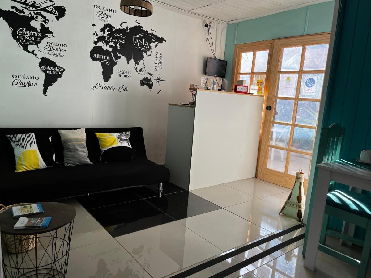 Hostal Avenue Ла-Серена Экстерьер фото