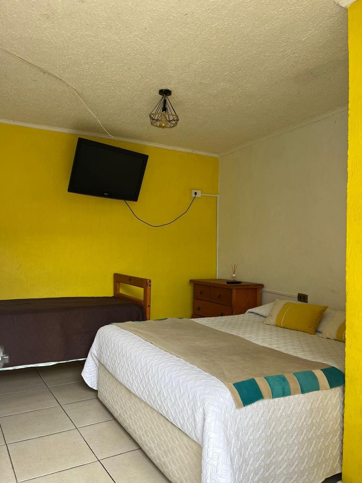 Hostal Avenue Ла-Серена Экстерьер фото